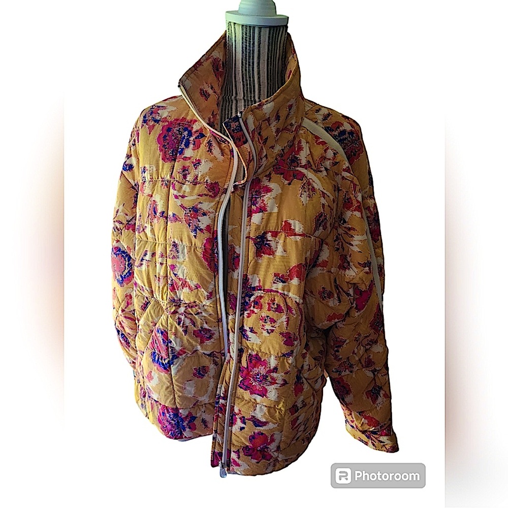 Free People Printed Pippa Puffer Jacket Sz L NWOT
